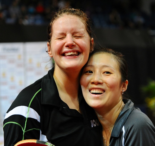 Deutsche Doppel-Meisterinnen 2011 (v.l.): Han Ying, Irene Ivancan, MTV Tostedt (© Roscher)
